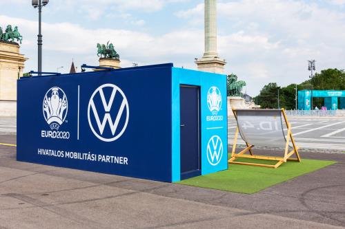 VOLKSWAGEN CONTAINER